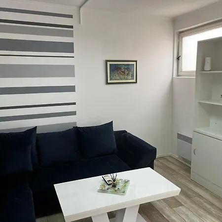 Mejdan Ii Appartamento Mostar